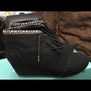 Tiffany Trim lace up wedges